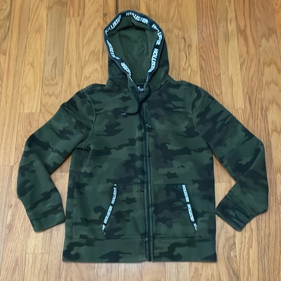 Hollister Other - Hollister Men’s Size Medium Green Camo Logo Full Zipper 2 Front Pockets
